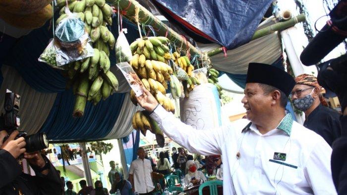 Wakil Gubernur Jawa Barat, Uu Ruzhanul Ulum, meresmikan Desa Karedok di Kecamatan Jatigede, Sumedang, sebagai Desa Wisata, Kamis (8/4/2021)
