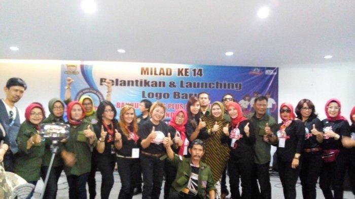 para anggota Bandung Koes Plus Community