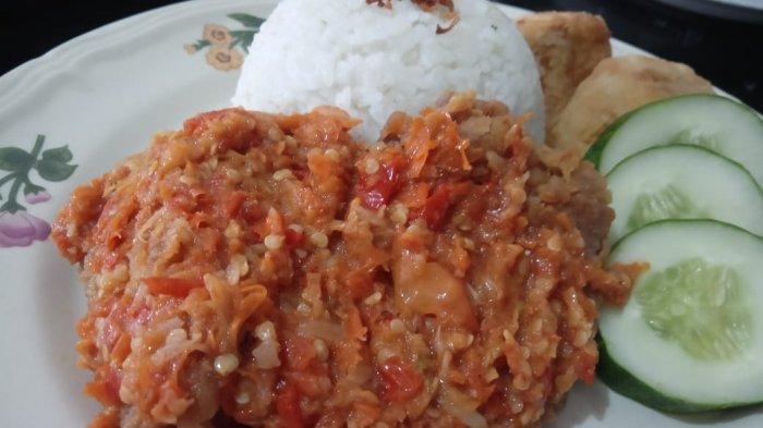 menu Ayam Geprek di Kedai Teras