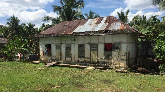 Bangunan bersejarah yang ada di Muara Tembesi, Batanghari.