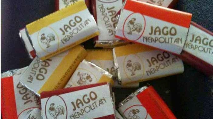 Di era 90-an, ada banyak jenis cokelat populer dan murah yang digemari semua kalangan anak-anak.