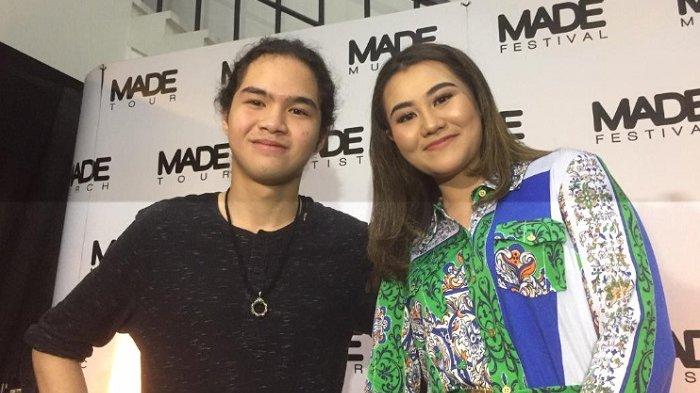 Dul Jaelani dan Aaliyah Massaid dalam acara perilisan single perdana Aaliyah Massaid, di kawasan Lebak Bulus Jakarta Selatan, Kamis (20/6/2019).