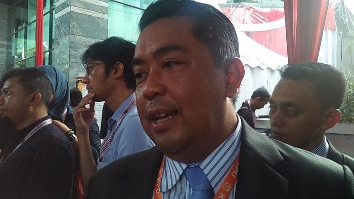 Ali Nurdin di Gedung Mahkamah Konstitusi Jakarta Pusat ketika mendampingi Komisioner KPU menyerahkan jawaban dan alat bukti terkait PHPU 2019 Mahkamah Konstitusi pada Rabu (12/6/2019).