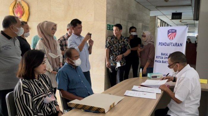 Amir Yanto Serahkan Berkas Bakal Calon Ketua Umum PB IKASI Periode 2022-2026