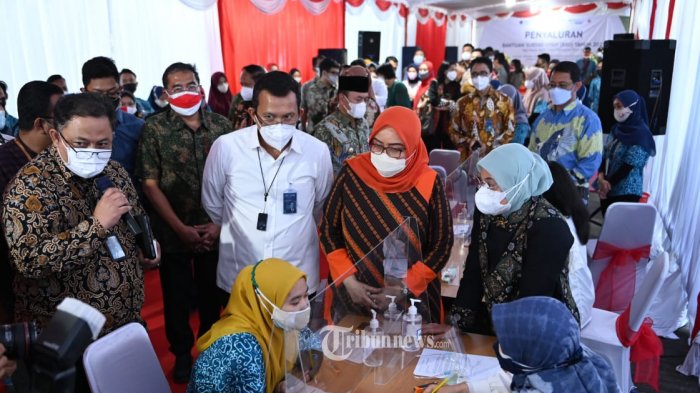 Cek Penerima BLT Subsidi Gaji Rp 1 Juta Melalui bpjsketenagakerjaan.go.id atau kemnaker.go.id