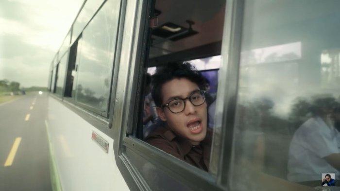 Lirik Lagu 2 Jam - Ardhito Pramono: Aku Salah Memperhitungkan Waktu