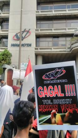 Insiden Tol Brexit Jadi Peristiwa Mudik Terhoror