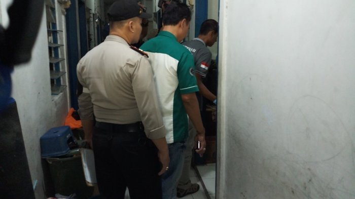 Sari Ditemukan Tewas di Kamar Kosnya, Ada Memar dan Bekas Cekikan di Tubuhnya