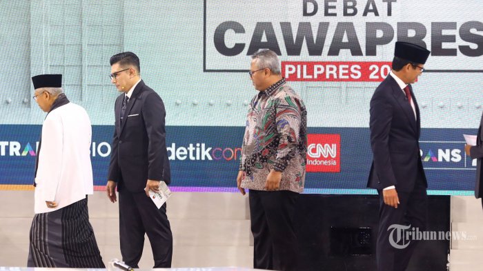 Saat Nobar, Emak-emak Pertanyakan Sandiaga yang Santun Dalam Debat