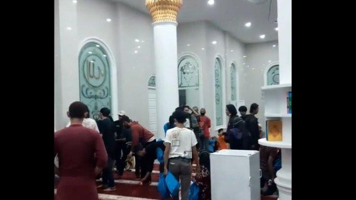 Fakta di Balik Video Viral Pendemo Berlindung di Masjid Universitas Jambi, Banyak yang Pingsan