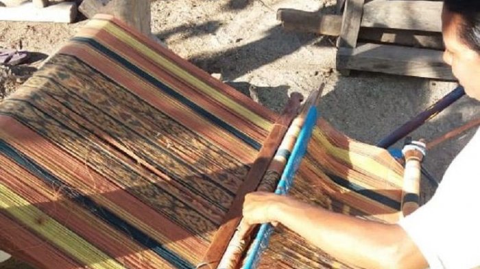 Eco Fashion Week Indonesia: Membangun Desa Lewat Kekayaan dan Tradisi Lokal
