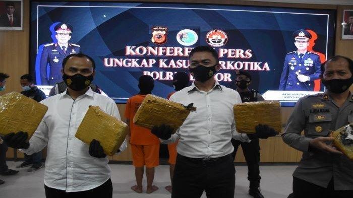 Polisi Bongkar Peredaran Narkoba di Bogor, Modus Pengiriman 7,5 Kg Ganja Dicampur Bumbu Dapur