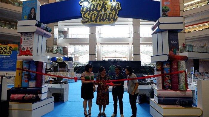 10.000 Buku Hadir di Bazaar Gramedia Back To School di Mal Taman Anggrek