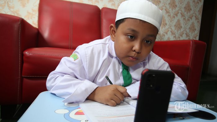 Sembilan Tips Pantau Tumbuh Kembang Anak untuk Maksimalkan Pembelajaran Daring