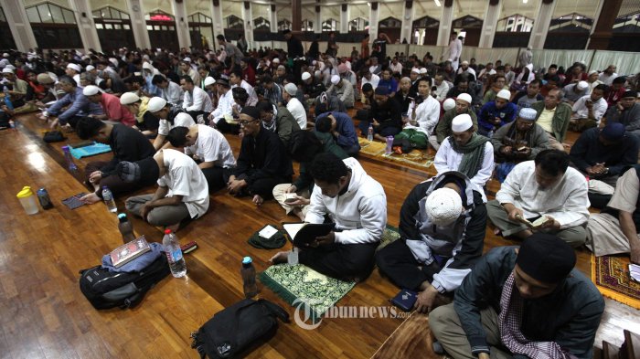 Apakah Keutamaan Malam Lailatul Qadar Hanya untuk Orang yang Beri'tikaf? Berikut Penjelasannya