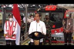 Resmikan Operasi KRL Yogyakarta-Solo, Jokowi Tekan Sirene Bunyi Klakson Kereta