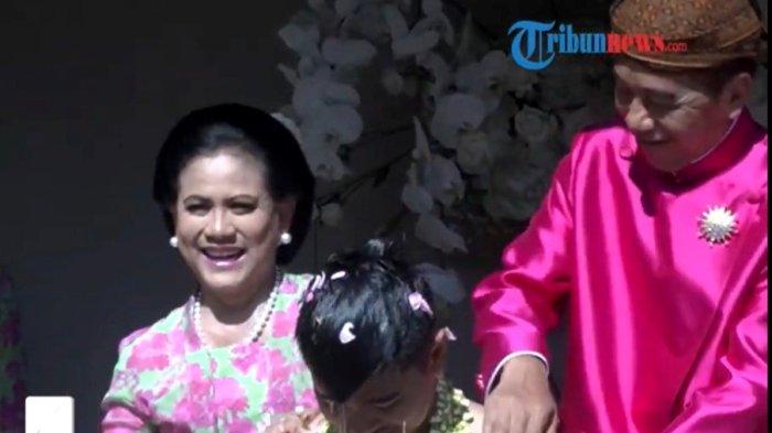 Momen Presiden Jokowi Gosok Pundak Kaesang Saat Siraman, Senyum Bahagia Terpancar dari Wajahnya