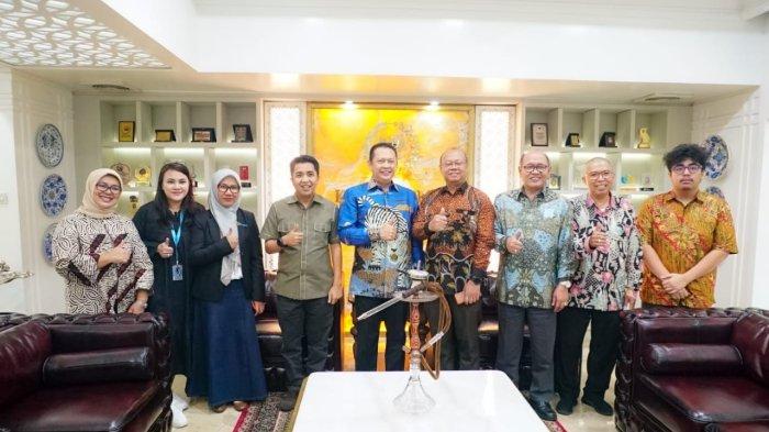Ketua MPR RI Bamsoet Dorong Digitalisasi di Bidang Pendidikan