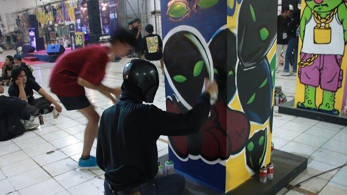 Seniman Grafiti Lokal dan Mancanegara Adu Kreativitas di King Royal Pride 2022