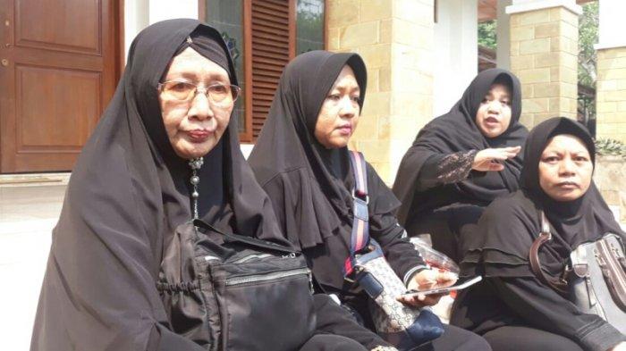 Jemaah Firts Travel: Usaha Kami Sia-sia, Kami Dizalimi