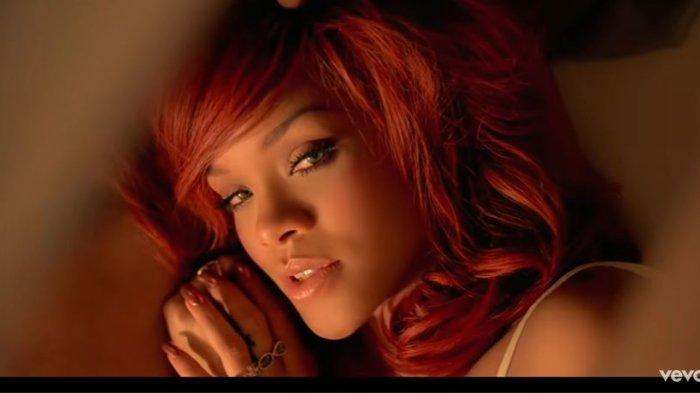Lirik Lagu Born Again - Rihanna: Just Tell Me What I Need to Do