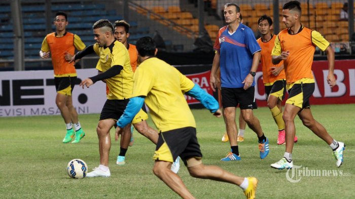 Arema Cronus Tak Akan Agresif Lawan Persela Lamongan