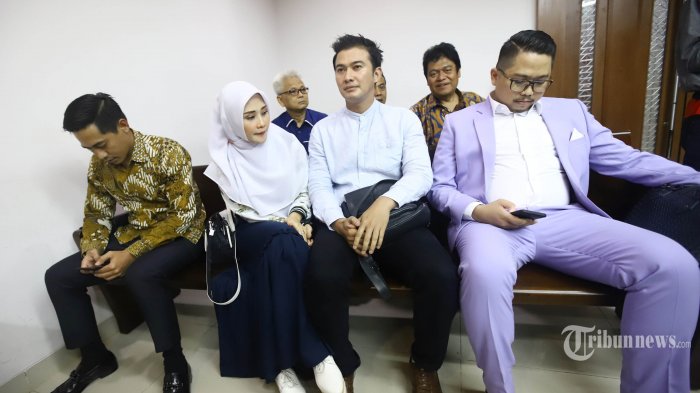 Mandala Shoji Baru Sehari di Penjara, Istrinya Sudah Menangis Menahan Rindu