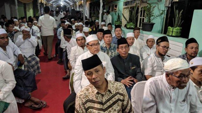 Ponpes Al Anwar Sarang Dipadati Masyarakat yang Ikuti Peringatan 40 Hari Meninggalnya Mbah Moen