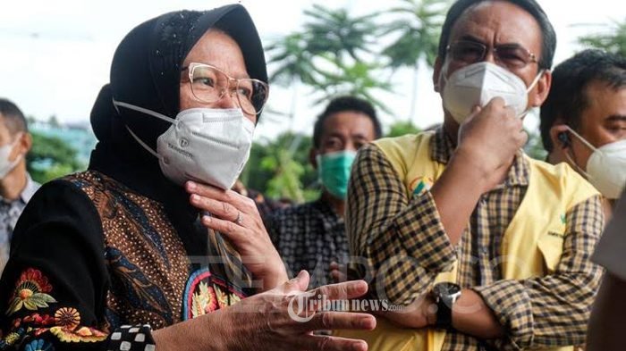 Risma Pastikan Kebutuhan Dasar Penyintas Banjir Maluku Utara Terpenuhi