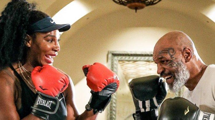 Miliki Fisik di Luar Umumnya Usia 53, Mike Tyson Dituding Konsumsi Suplemen