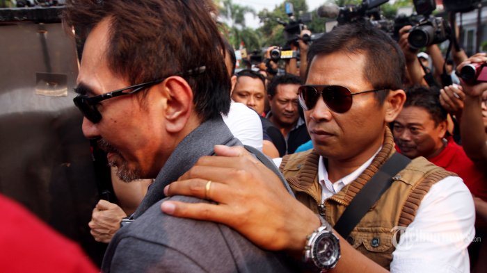 Polisi Belum Bisa Pastikan Waktu Penggeledahan Ruang Kerja Gatot Brajamusti