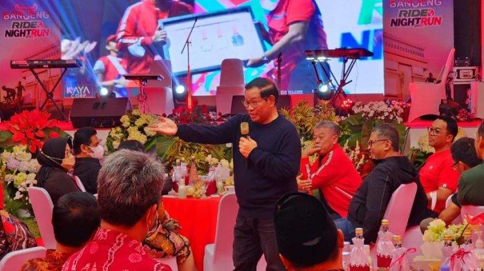 PDIP Jaga Kekompakan di Jatim, Hasto dan Pramono Anung Makan Bersama Kepala Daerah dan Anggota DPRD