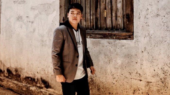 Capaian ''Pain'' Bikin Eldwen Wang Bersemangat Garap Single Kedua, Cover Art-nya Jadi Perhatian