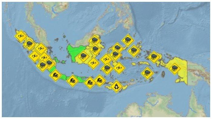 Peringatan Dini Cuaca Ekstrem BMKG Senin, 3 Agustus 2020: 13 Wilayah Hujan Lebat, Petir hingga Angin