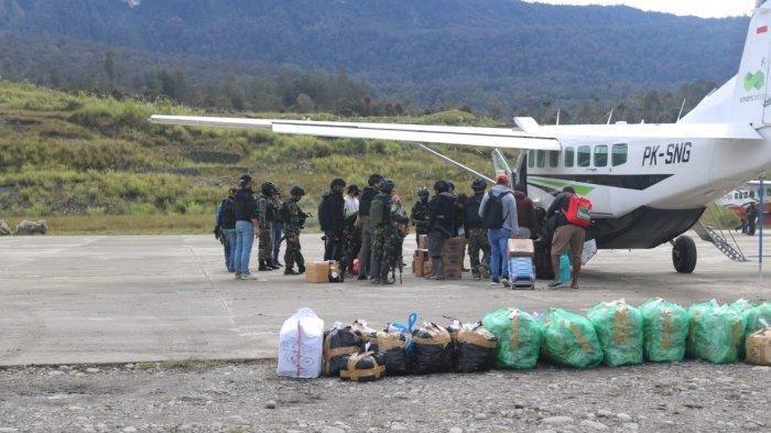 KKB Serang Bandara Aminggaru Ilaga Papua, 4 Pesawat Batal Mendarat, Para Pegawai Dipulangkan