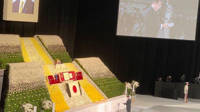 Pesan Terakhir PM Kishida kepada Shinzo Abe: Dibutuhkan Keberanian untuk Mengangkat Jepang
