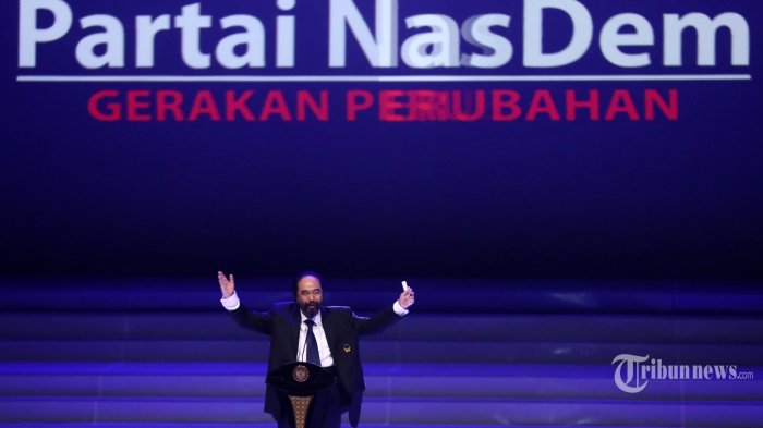 Ketua Umum Partai Nasdem Surya Paloh memberikan sambutan saat Perayaan Ulang Tahun ke-8 Partai nasdem di JIExpo, Jakarta, Senin (11/11/2019). Acara tersebut sekaligus penutupan Kongres ke-II Partai Nasdem. TRIBUNNEWS/IRWAN RISMAWAN