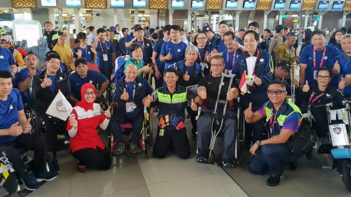 Pelepasan Kontingen Asian Para Games 2018 Diwarnai Tangis Haru hingga Flash Mob