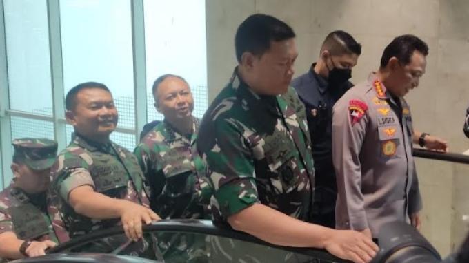 Yudo Margono Hadiri Tes Calon Panglima TNI di DPR Didampingi 2 Kepala Staf dan Kapolri
