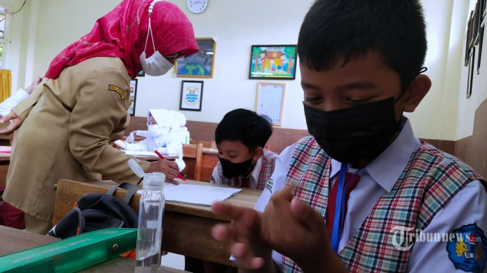 Kemenag: 52 Persen Guru Raudhatul Athfal dan Madrasah Telah Divaksin
