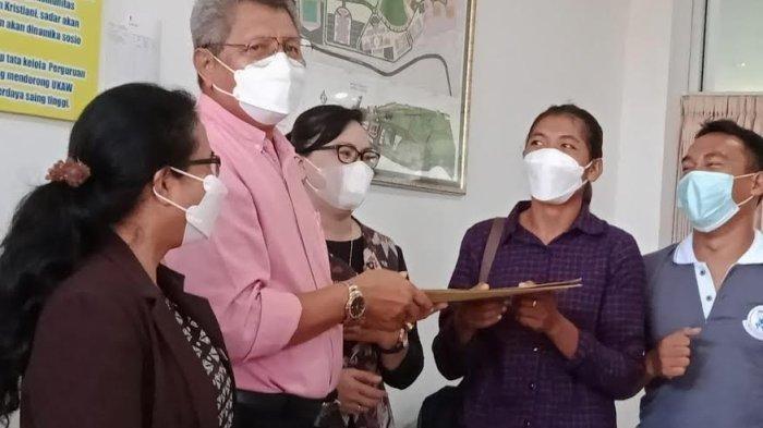 Kisahnya Sempat Viral Gara-gara Dijemput Pakai Pikap, Susanti Ndapataka Jadi Mahasiswi UNKRIS Kupang