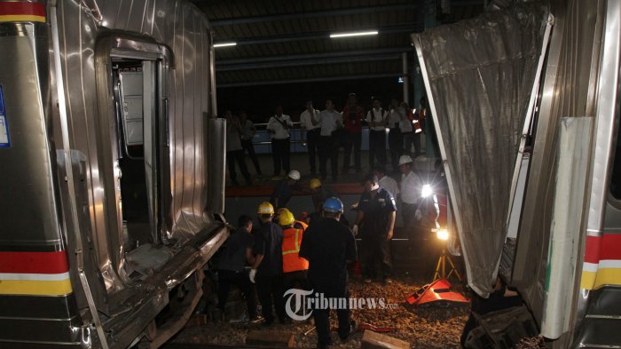 ''Klakson Panjang Beberapa Kali Dibunyiin, Tahu-tahu Tabrakan''