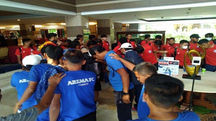 Arema FC Siap Tempur Lawan Dewa United di Stadion Manahan Solo