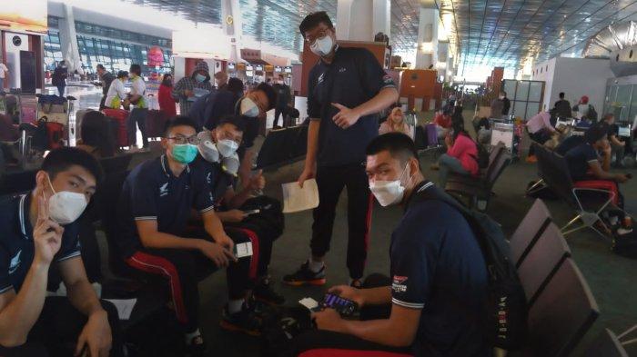 Berangkat ke Amerika Hari Ini, Petualangan Cari Ilmu Skuat Honda DBL Indonesia All Star 2022 Dimulai