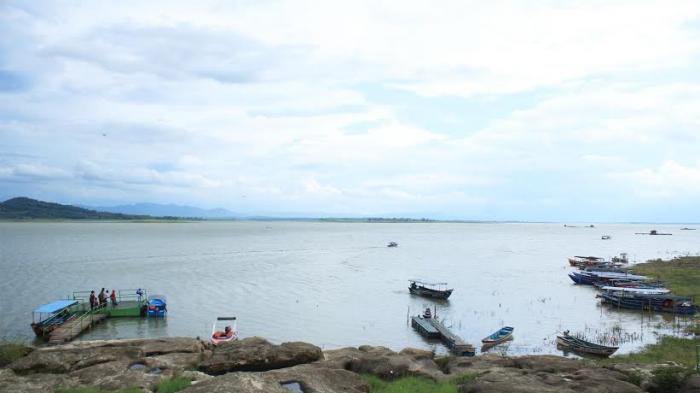 Waduk Gajah Mungkur di Wonogiri, Jawa Tengah.