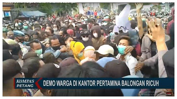 Aksi Unjuk Rasa Berlangsung Ricuh, Warga Tuntut Janji Ganti Rugi Pertamina Balongan, Indramayu