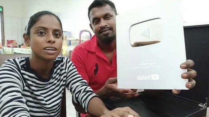 YouTuber Malaysia Sugu Pavithra