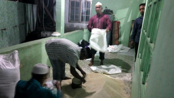 Warga Banjarbaru Lebih Pilih Bawa Uang Untuk Zakat Fitrah