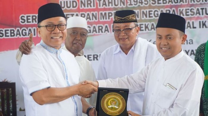 Kebangsaan Kita Terjaga Karena Peran Para Kiai dan Ulama kata Zulkifli Hasan