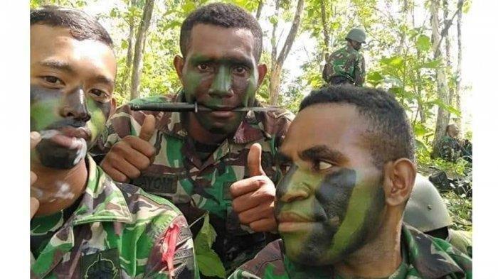 Foto-Lucky-Matuan-kanan-mantan-Prajurit-TNI-yang-membelot-jadi-anggota-KKB-Papua.jpg